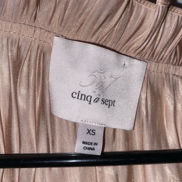 Cinq A Sept Top - Picture 2 of 7